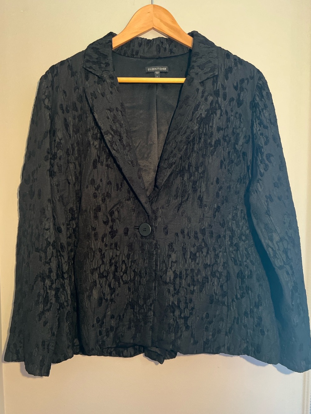 Eileen Fisher Black Textured Single-Button Blazer